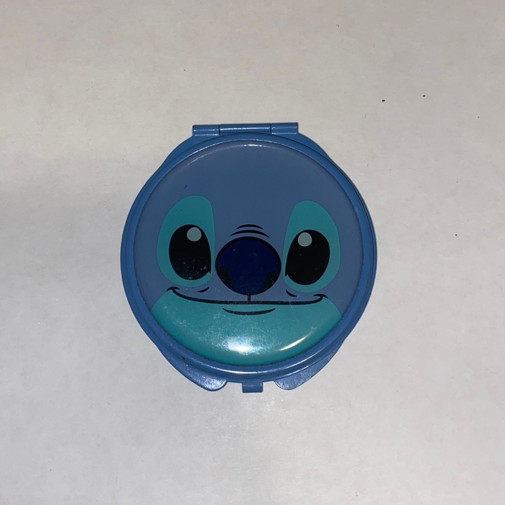 Compact mirror